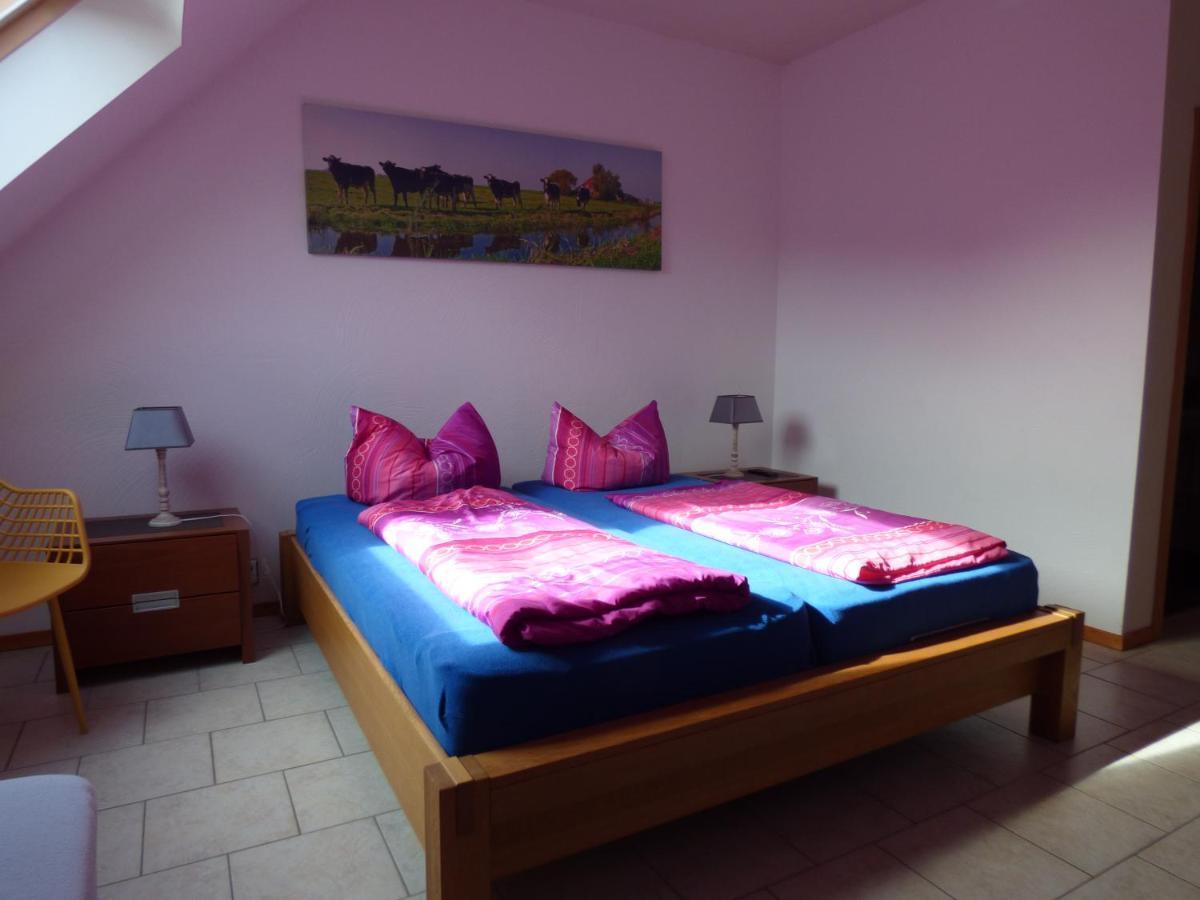 Heidehof Pension B & B Elten Esterno foto